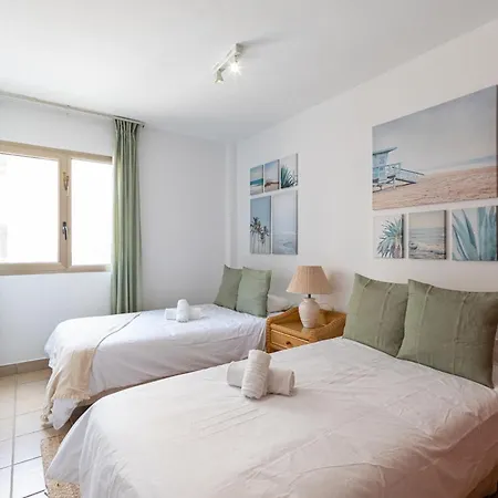 Apartamento Con Terraza Y Piscina A 500M Playa De Esquinzo *